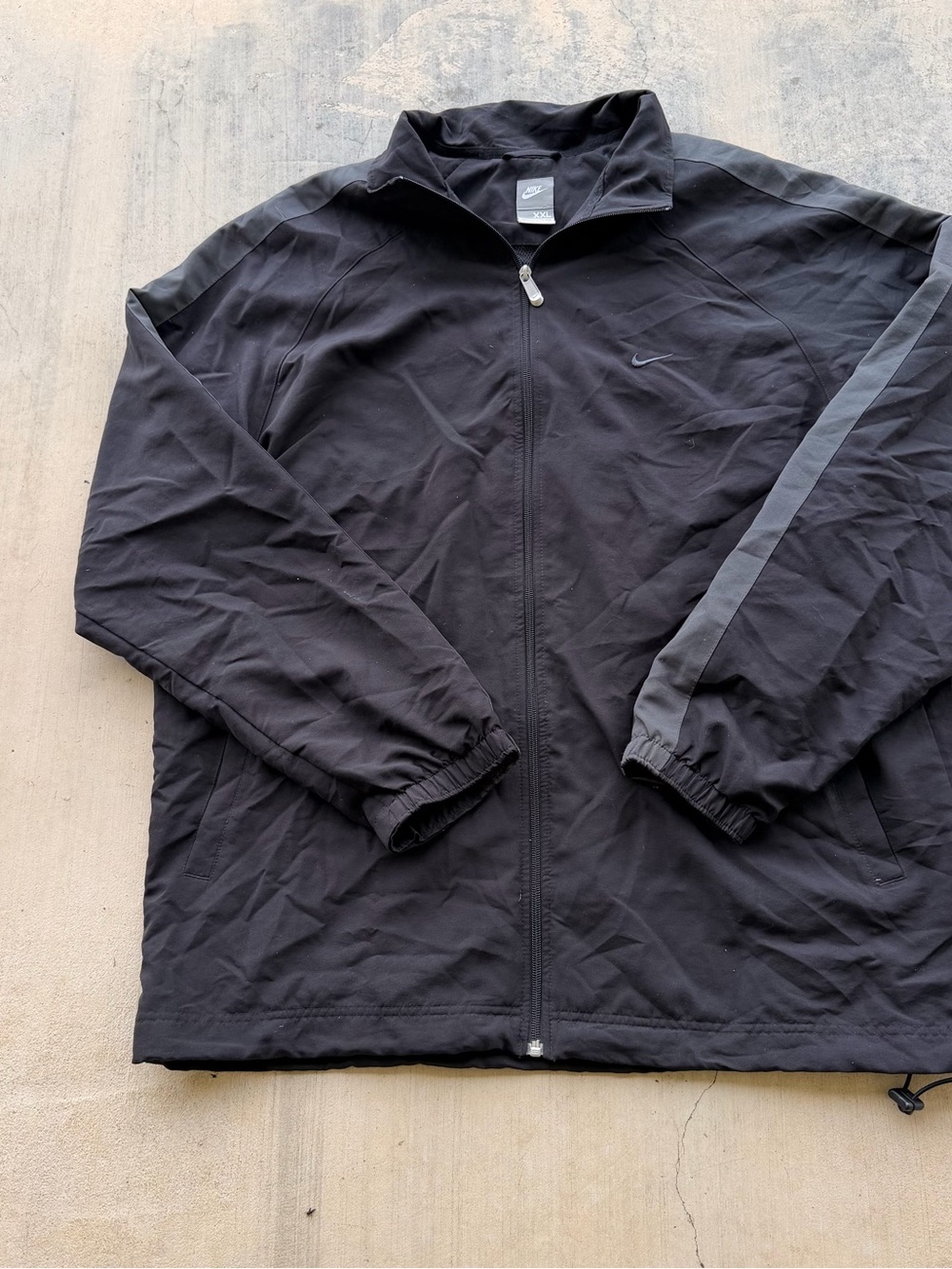Vintage Nike Black Windbreaker Jacket with Gray Sleeve Stripe XXL